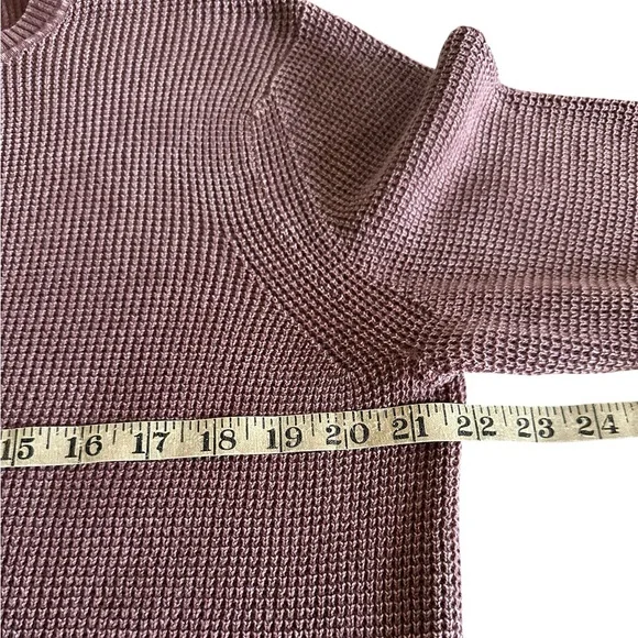 Faherty Sunwashed Plum Wine Crewneck Sweater Size Med